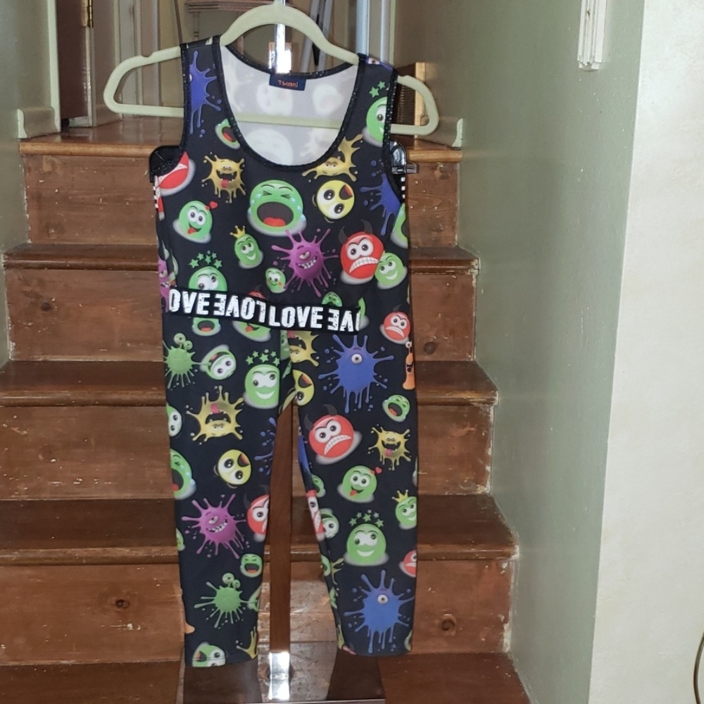 Tmani set legging with crop top Emoji